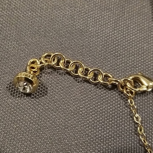 💕TED BAKER💕 Gold Chryssa Crystal Breeze Mini Pendant Necklace NWT - Picture 5 of 6